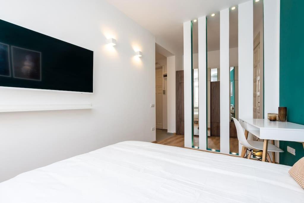 בוקרשט Holiday Vibe - 2R Apartment In Piata Romana מראה חיצוני תמונה
